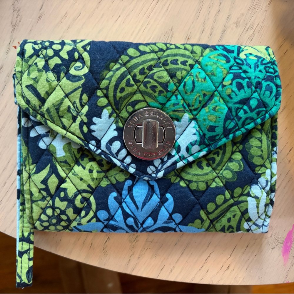 Vera Bradley Green Blue Quilted Wristlet Clutch